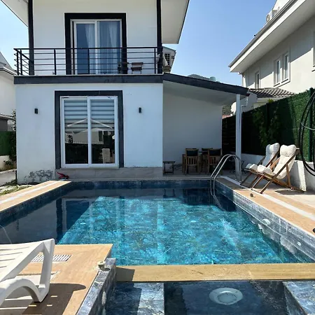 Villa Βίλα Φετιγιέ