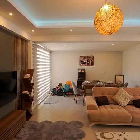 Villa Villa *
